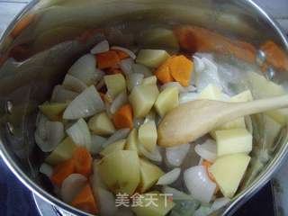 家常下饭菜---日式焖牛肉的做法步骤:5