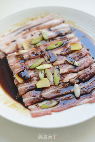 生菜配香烤五花肉的做法步骤:2
