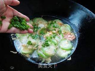 野虾皮丝瓜汤的做法步骤:8