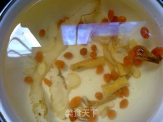 醉香鸡翅的做法步骤:3