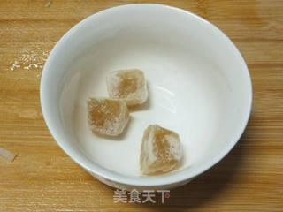 白玉菇蛋炒饭的做法步骤:4