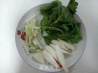 大蒜烧鲫鱼的做法步骤:3