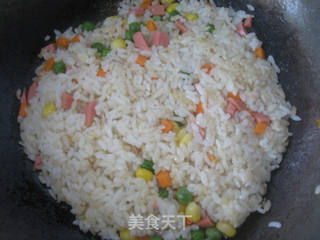 萌版小熊炒饭的做法步骤:4