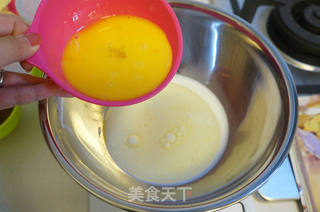 向梦想前进--蔓越莓麦芬翻糖Diu's Cup Cake的做法步骤:4