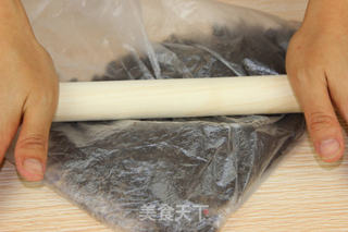 柠檬慕斯蛋糕的做法步骤:4