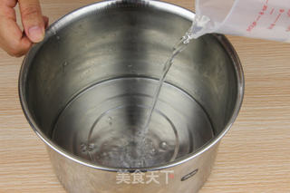 柠檬慕斯蛋糕的做法步骤:21