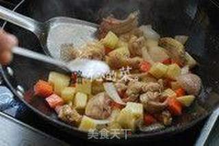 【大黄鸭黄金咖喱饭】的做法步骤:9
