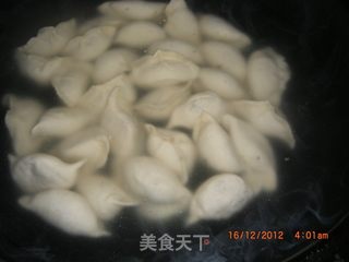 榨菜水饺的做法步骤：10