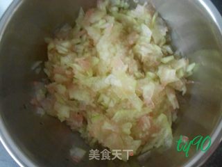 西瓜皮煎饼的做法步骤:2