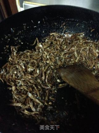 香脆鱼仔花生的做法步骤：5
