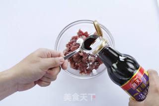 夏天吃对肉-鲜茶树菇爆炒鸭肉的做法步骤:2