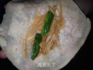 东北烫面筋饼的做法步骤：17