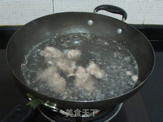 【鲜淮山玉米排骨汤】的做法步骤:5