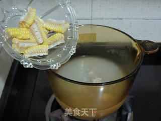 【鲜淮山玉米排骨汤】的做法步骤:6