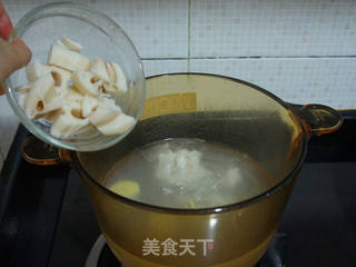 猴头菇莲藕骨头汤的做法步骤:12