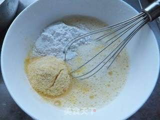 芹菜叶玉米面鸡蛋饼的做法步骤:3