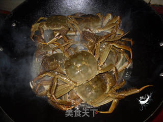 紫苏蒸大闸蟹的做法步骤:5
