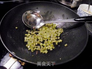 叉烧咸菜炒饭的做法步骤：3