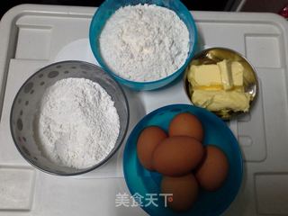 电饭煲蛋糕的做法步骤：1