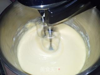 电饭煲蛋糕的做法步骤:2