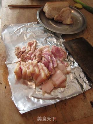 山东版梅菜扣肉的做法步骤:7