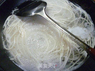 胡萝卜素炒面的做法步骤：5