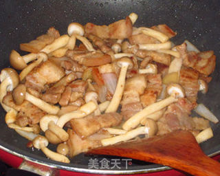 黑豆腐泡菜锅——黑豆腐系列3的做法步骤:5