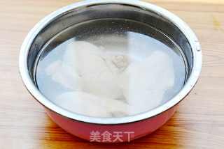 凉面也能吃出冰火两重天——酸辣鸡丝凉面的做法步骤:3