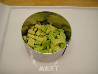帝王鲑挞挞配米饭球的做法步骤:3