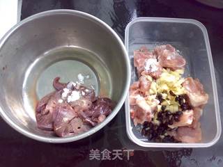 鼓汁蒸排骨猪肝的做法步骤:3