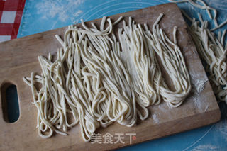感冒面条——荆芥肉丝手擀面的做法步骤:9