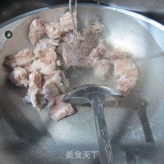 冬瓜干贝排骨汤的做法步骤:2