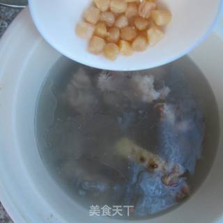冬瓜干贝排骨汤的做法步骤:4