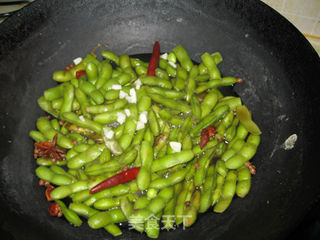 夏日里零油烟快手菜——水煮毛豆的做法步骤:5