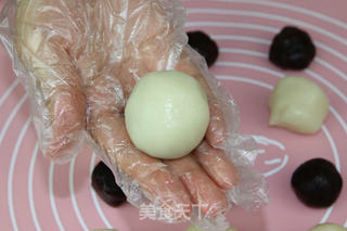 美食不分界——冰皮月饼象棋大战的做法步骤：16