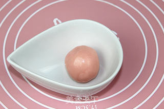 美食不分界——冰皮月饼象棋大战的做法步骤:19