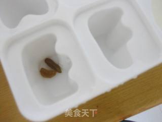 奶油葡萄干雪糕的做法步骤:8
