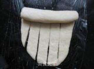 毛毛虫的做法步骤:5