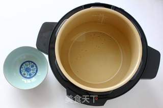 【掌握两步比例】做出粘稠清爽五谷凉粥的做法步骤:2