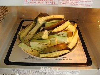 超级下饭菜----咸鱼茄子煲（免炸版）的做法步骤：6