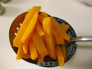 精打细算过日子---蛋黄焗南瓜的做法步骤:3