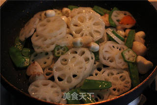 荷塘小炒的做法步骤：5