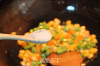 桂圆虾仁玉米粒的做法步骤:6