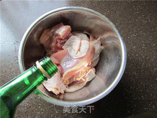 照烧鸡腿的做法步骤:2