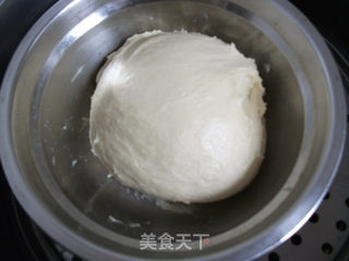 椰蓉花形面包的做法步骤:4