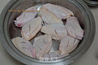 豆豉蒸鸡翅的做法步骤：2