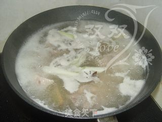 健康肉松轻松做——猪肉肉松的做法步骤:2