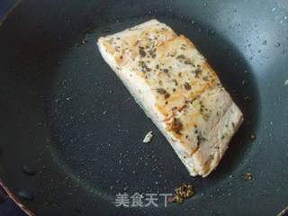 熟吃更营养---柠香三文鱼的做法步骤:4