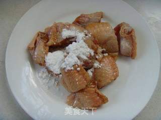 家常下饭菜---川香鸡翅的做法步骤:3