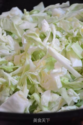 【腊味包菜炒饭】的做法步骤:5